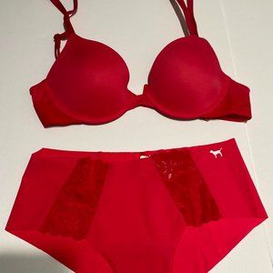 *****PINK***** VICTORIA'S SECRET SET.